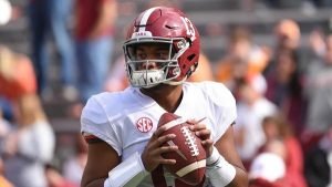 Sepak Bola NCAA Terlalu Besar Untuk Gagal